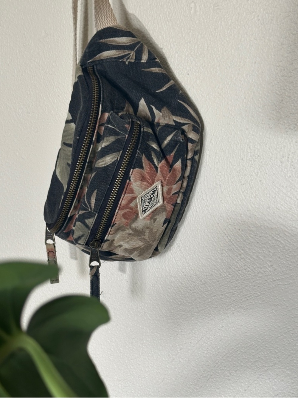 Billabong Floral Crossbody Bag in Black, Pink, Cream